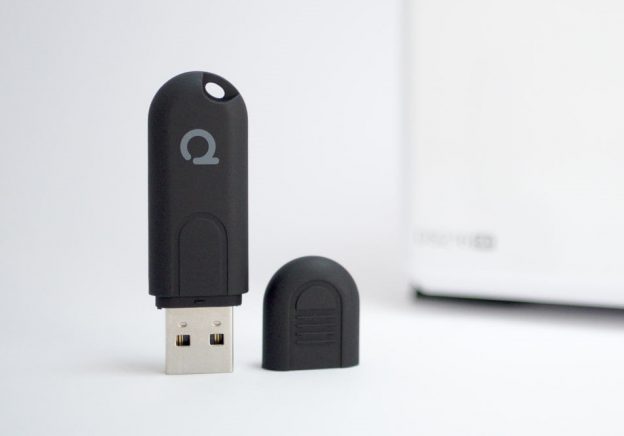 ConBee III – Gateway USB Universale Per Dispositivi Zigbee – Compatibile Con Home Assistant, DeCONZ, Zigbee2MQTT – Senza Cloud, Portata Fino A 30m