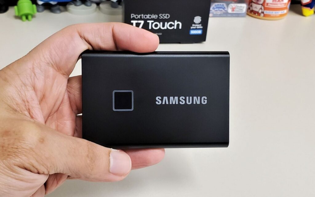 Hard disk SSD esterno Samsung T7 Touch