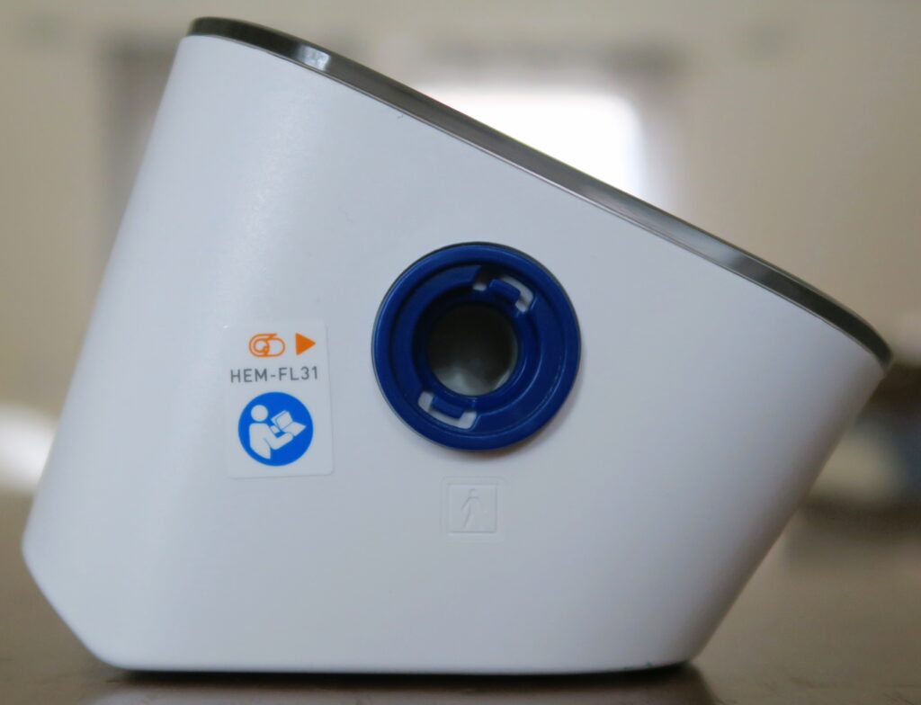 Misuratore di pressione arteriosa da braccio Omron X7 Smart