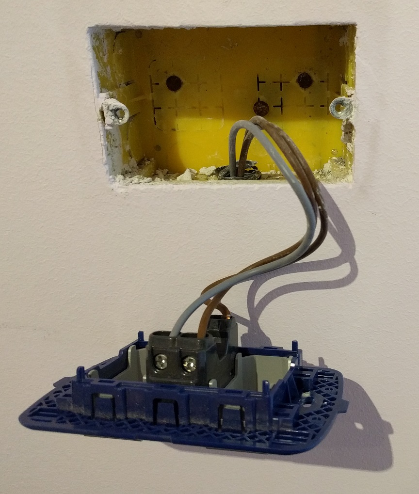 Schema elettrico deviatore - Punto luce deviato